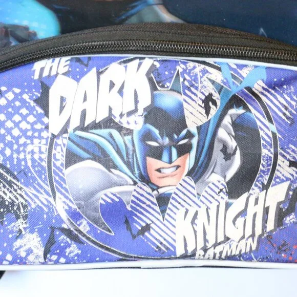 Dark Knight Batman Backpack with 3D Effect DC Comics - Picture 2 of 11